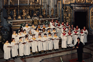 Octavio-orochena-coro